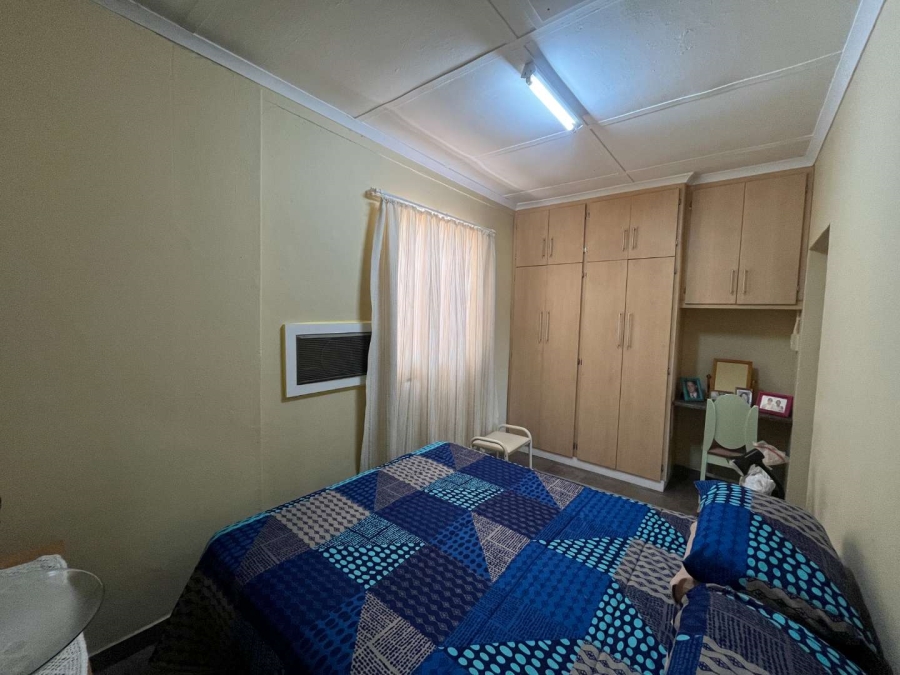 4 Bedroom Property for Sale in Olyfvenhoudtsdrift Northern Cape
